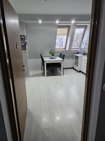 Mieszkanie 4-pokojowe Poznań Naramowice, ul. Naramowicka. Zdjęcie 1