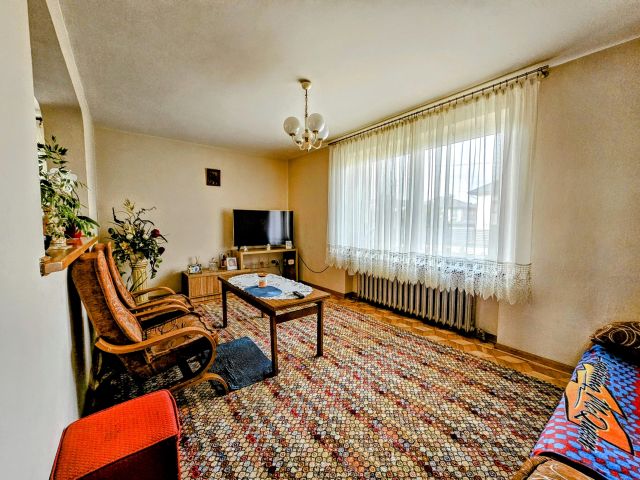 dom wolnostojący, 7 pokoi Stanisławów Drugi, ul. Wolska. Zdjęcie 4