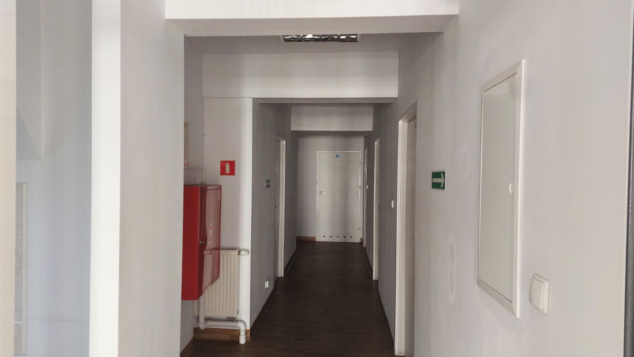 Biuro Jelenia Góra, ul. Krakowska. Zdjęcie 25