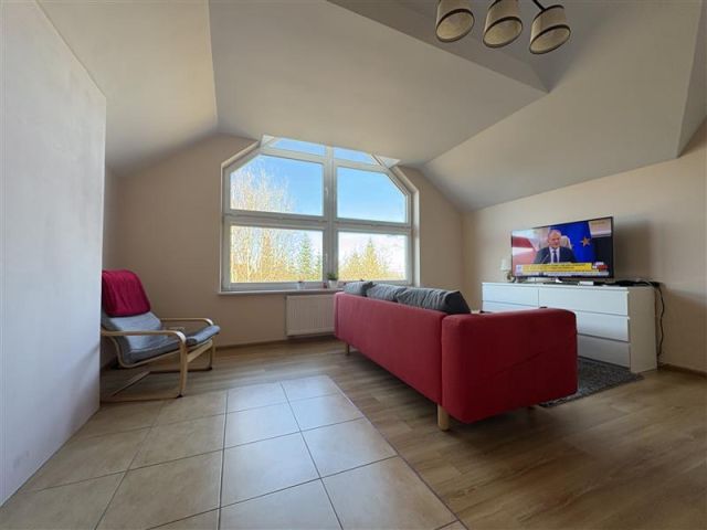 Mieszkanie 4-pokojowe Karpacz, ul. Komuny Paryskiej. Zdjęcie 12