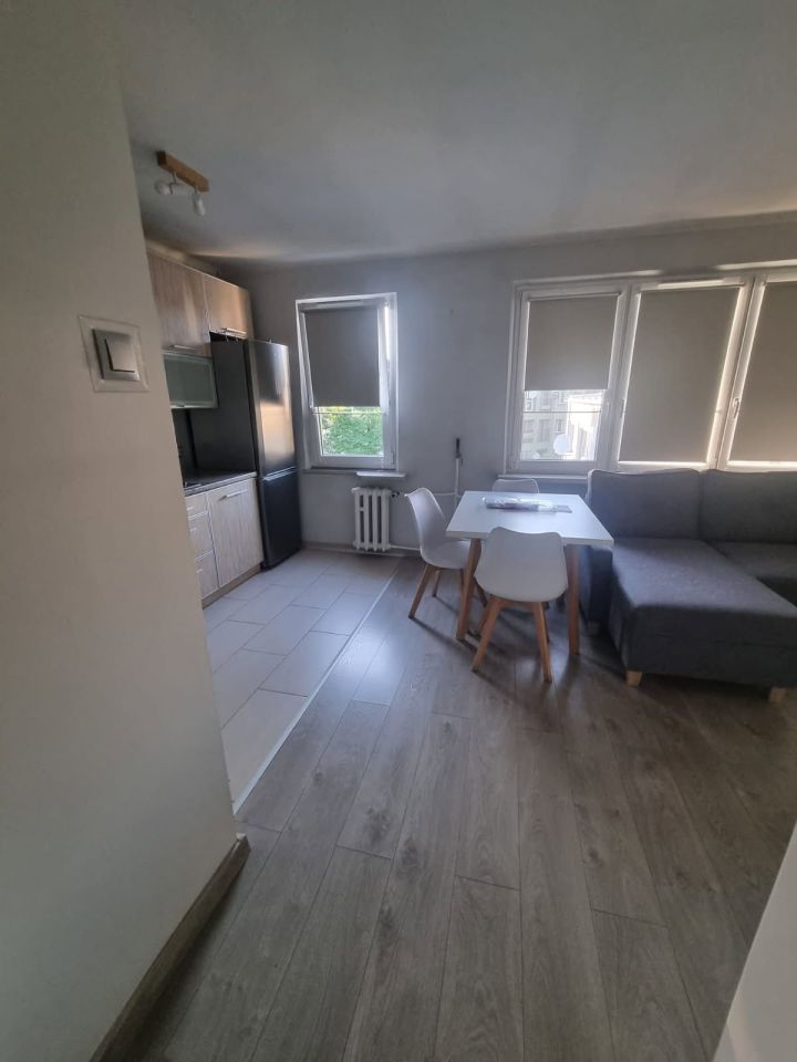 Mieszkanie 2-pokojowe Wodzisław Śląski, pl. Zwycięstwa. Zdjęcie 6