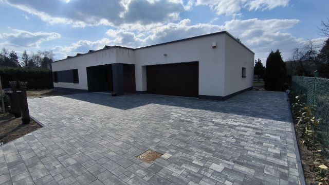 dom wolnostojący, 4 pokoje Czekanów, ul. Zielona. Zdjęcie 1