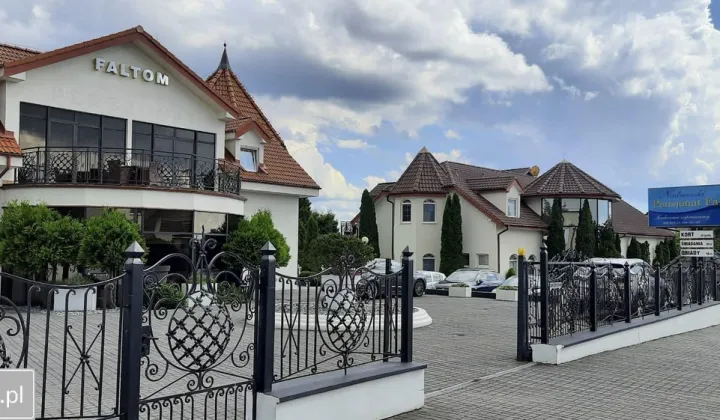 Hotel/pensjonat Swarzewo, ul. Szkolna