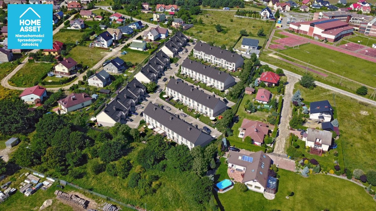 dom szeregowy, 4 pokoje Bolszewo, ul. Strażacka. Zdjęcie 2