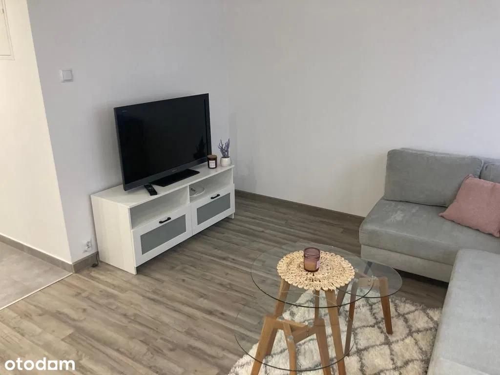 Mieszkanie 2-pokojowe Bielsko-Biała Śródmieście, ul. Romana Dmowskiego. Zdjęcie 4