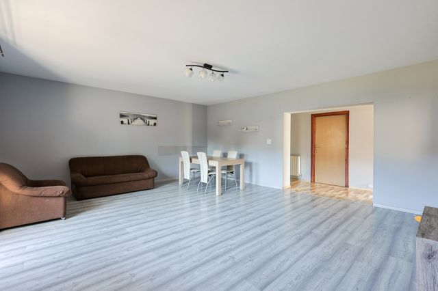 dom wolnostojący, 4 pokoje Krosno Turaszówka, ul. Rzeszowska. Zdjęcie 2