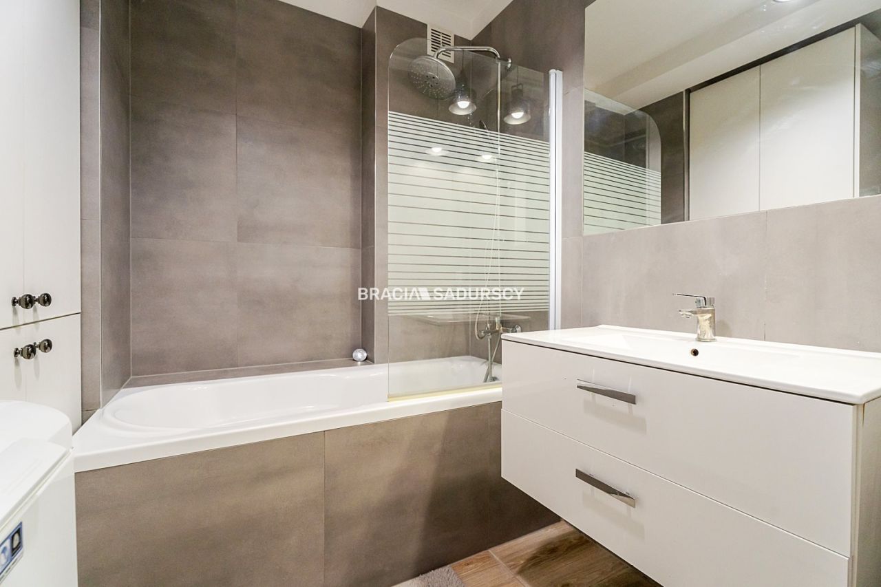 Mieszkanie 4-pokojowe Kraków Swoszowice, ul. Leona Petrażyckiego. Zdjęcie 20