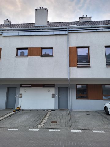 Mieszkanie 4-pokojowe Pruszków Bąki, ul. Marii Skłodowskiej-Curie. Zdjęcie 14