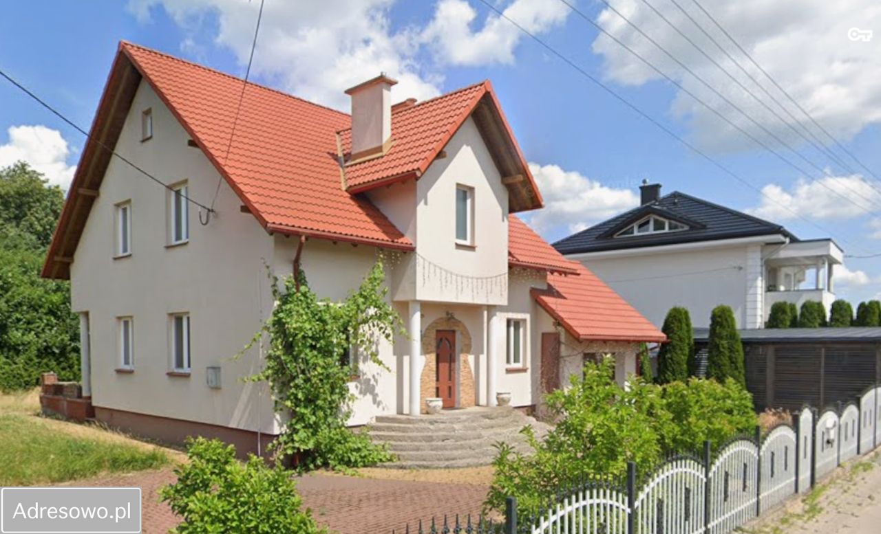 dom wolnostojący, 6 pokoi Mońki, ul. Wiejska. Zdjęcie 1