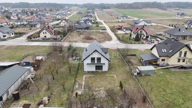 dom wolnostojący, 4 pokoje Kowala. Zdjęcie 10