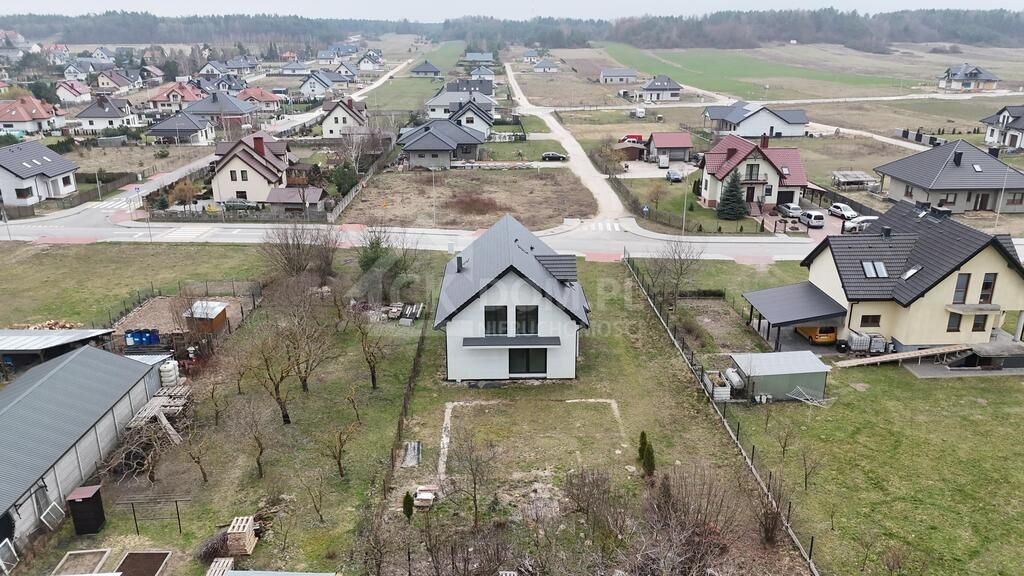 dom wolnostojący, 4 pokoje Kowala. Zdjęcie 10