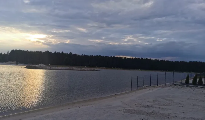 Działka budowlana Brzezinki