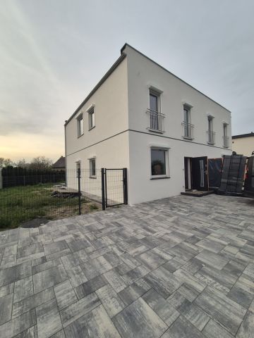 bliźniak, 5 pokoi Białężyce. Zdjęcie 1