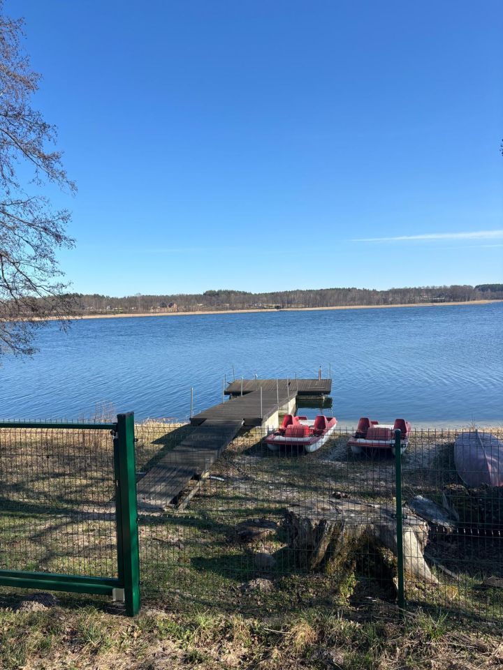 dom wolnostojący, 6 pokoi Czerwonki. Zdjęcie 2