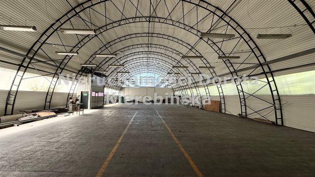 Hala/magazyn Ujazd. Zdjęcie 1