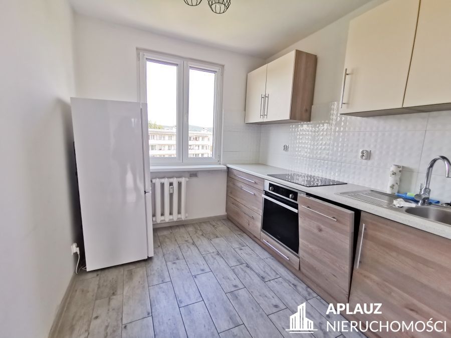 Mieszkanie 3-pokojowe Jelenia Góra Cieplice Śląskie-Zdrój, ul. Wita Stwosza. Zdjęcie 7