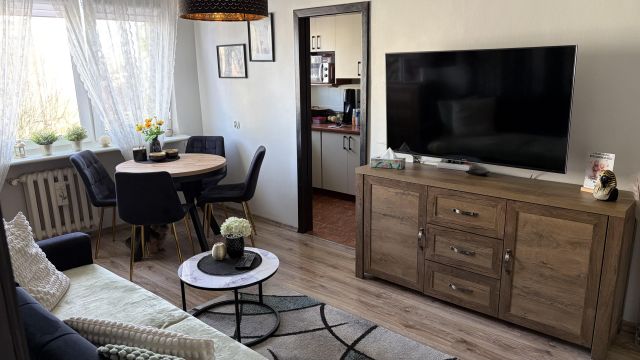 Mieszkanie 3-pokojowe Zduńska Wola, ul. Szadkowska. Zdjęcie 1