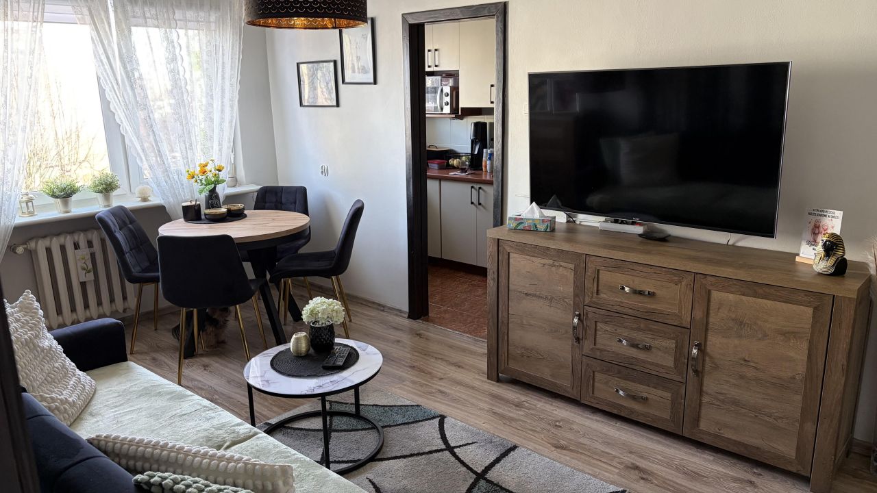 Mieszkanie 3-pokojowe Zduńska Wola, ul. Szadkowska. Zdjęcie 1