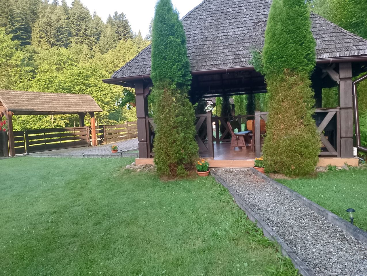 dom wolnostojący, 5 pokoi Grzechynia Decówka. Zdjęcie 3