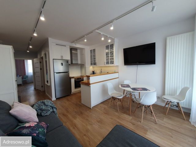 Mieszkanie 3-pokojowe Warszawa Praga-Południe, ul. Wojciecha Chrzanowskiego. Zdjęcie 1