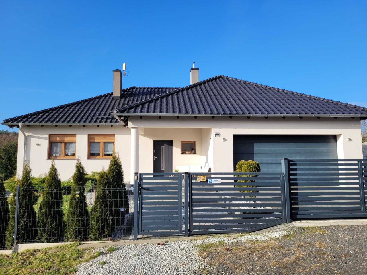 dom wolnostojący, 4 pokoje Moskorzyn