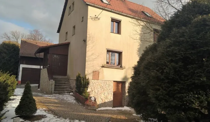 dom wolnostojący, 4 pokoje Bogatynia Markocice, ul. Leśna