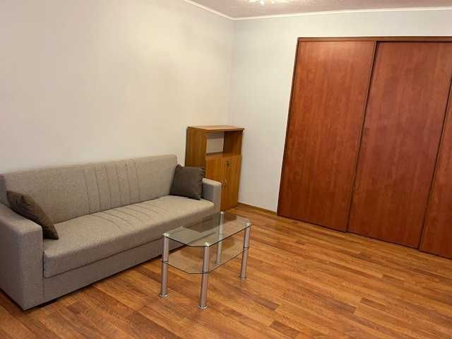Mieszkanie do wynajęcia bez pośredników          
          
            Centrum          
          
            Zielona Góra