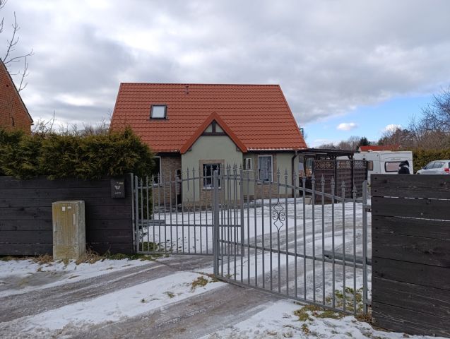 dom wolnostojący, 4 pokoje Osieki. Zdjęcie 1