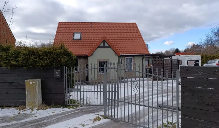 dom wolnostojący, 4 pokoje Osieki