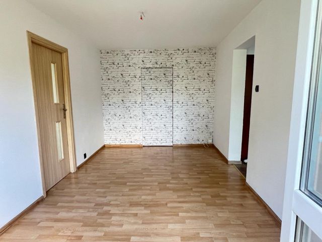 Mieszkanie 3-pokojowe Bytom Szombierki, ul. Grzegorza Fitelberga. Zdjęcie 1