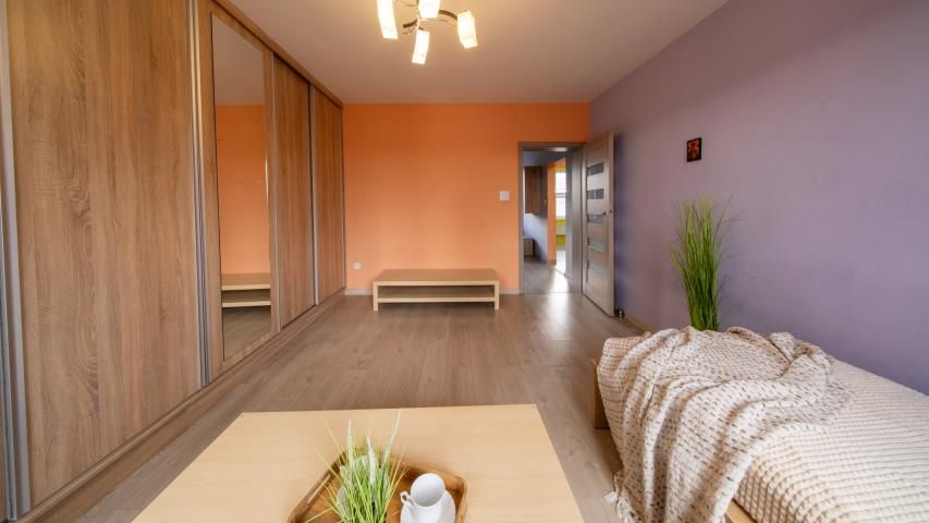 Mieszkanie 3-pokojowe Piekary Śląskie Szarlej, ul. Karola Miarki. Zdjęcie 5