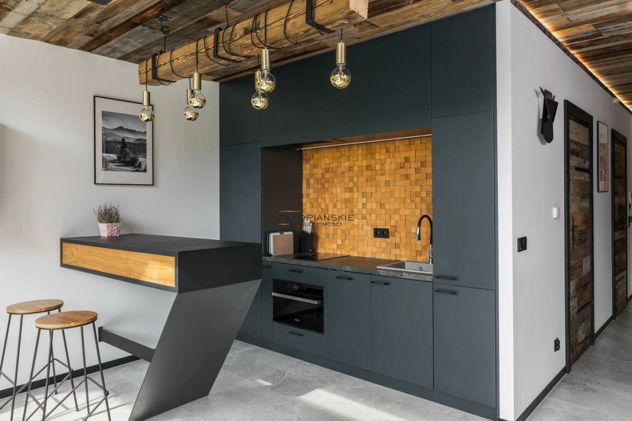 dom wolnostojący, 3 pokoje Zakopane. Zdjęcie 31