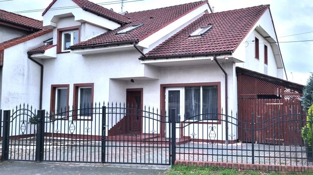 bliźniak, 4 pokoje Krosno Odrzańskie, ul. Kościuszki. Zdjęcie 1