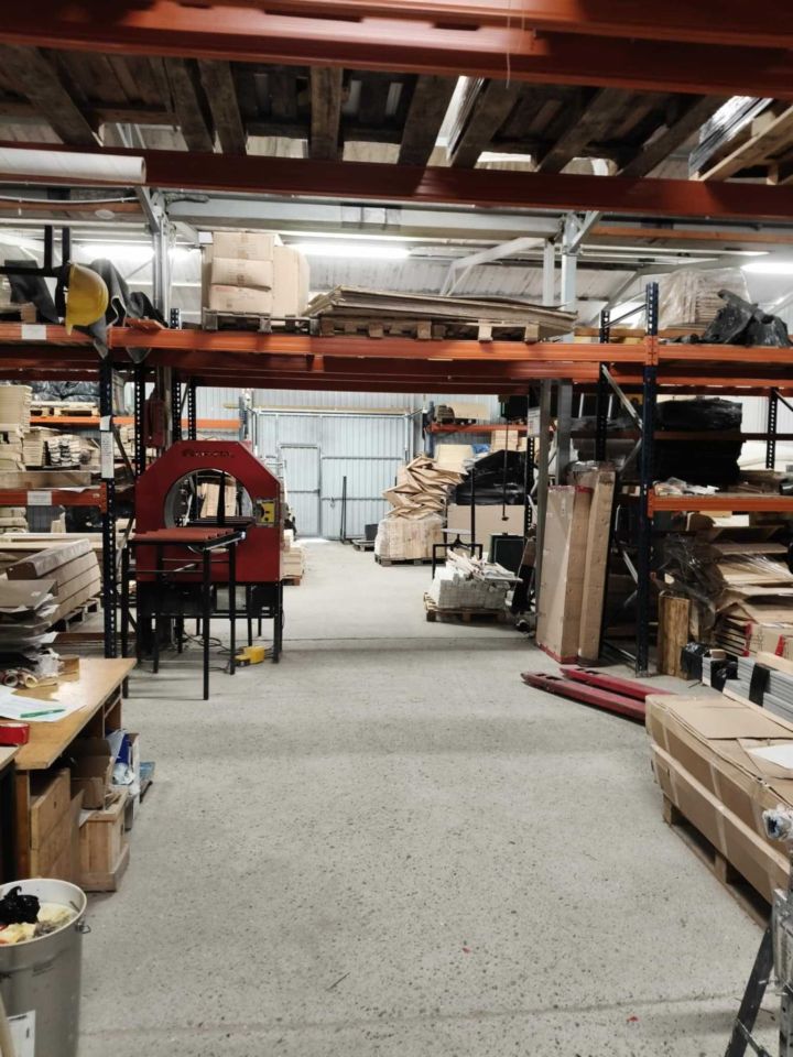 Hala/magazyn Mikulice. Zdjęcie 2