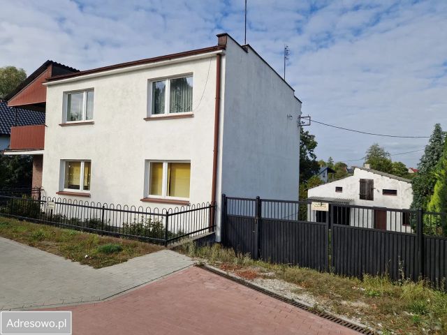 dom wolnostojący, 7 pokoi Sadki. Zdjęcie 1