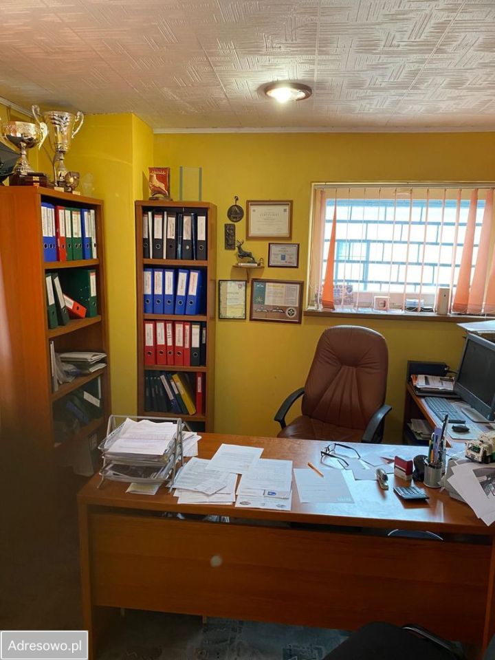 Biuro Iwkowa. Zdjęcie 2