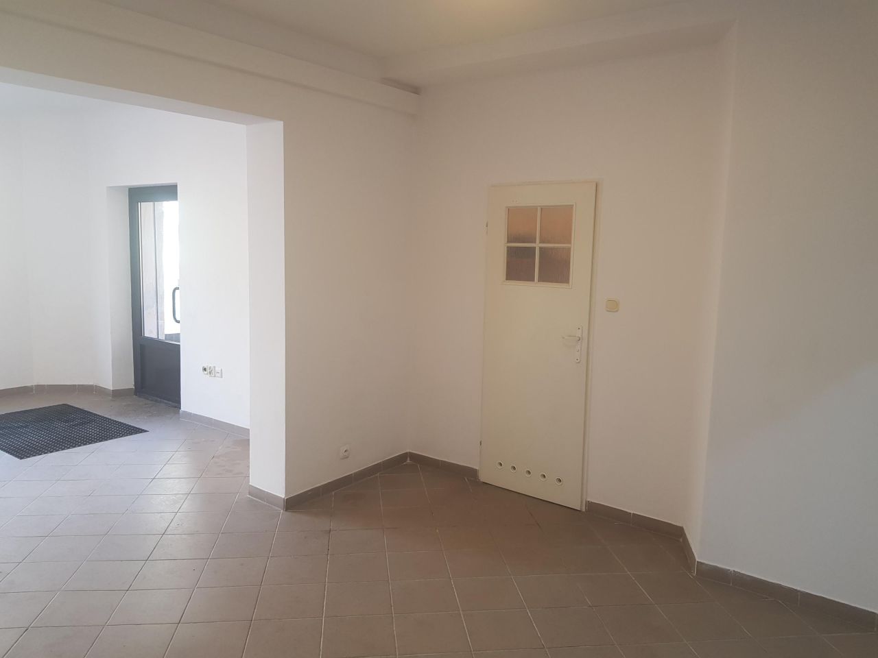 Lokal Głuszyca, ul. Grunwaldzka. Zdjęcie 8