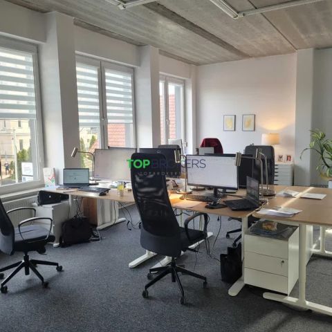 Biuro Warszawa Wawer. Zdjęcie 1