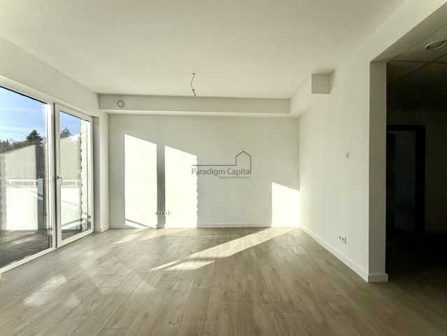 Mieszkanie 3-pokojowe Myślenice. Zdjęcie 3