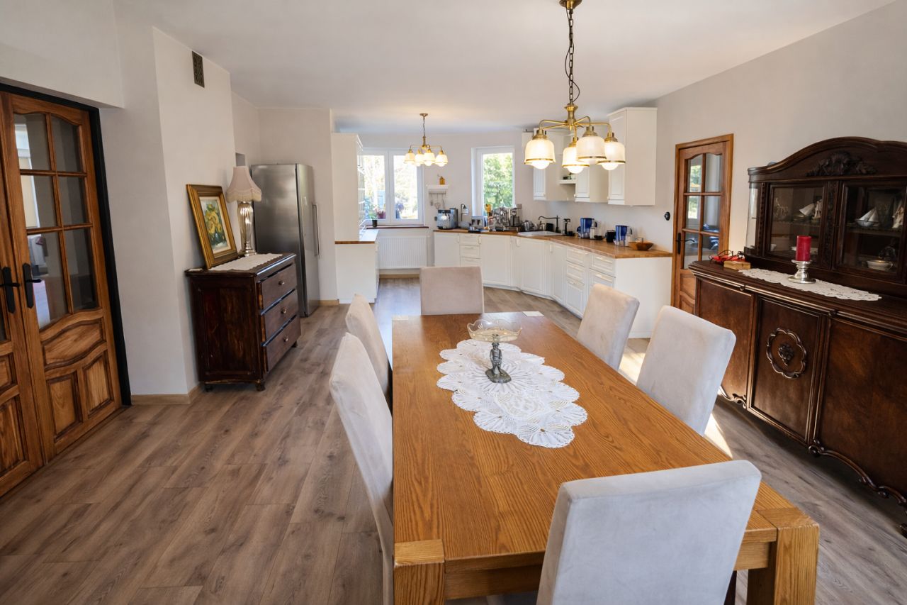 dom wolnostojący, 7 pokoi Rościsławice, ul. Wołowska. Zdjęcie 4