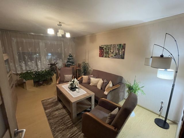 Mieszkanie 3-pokojowe Jarocin, ul. Węglowa. Zdjęcie 1