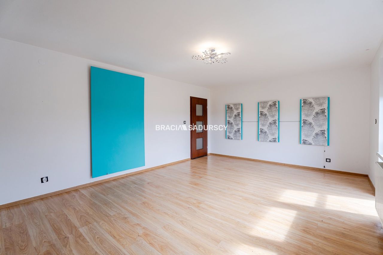 dom wolnostojący, 6 pokoi Wolbrom, ul. Kamienna Góra. Zdjęcie 9
