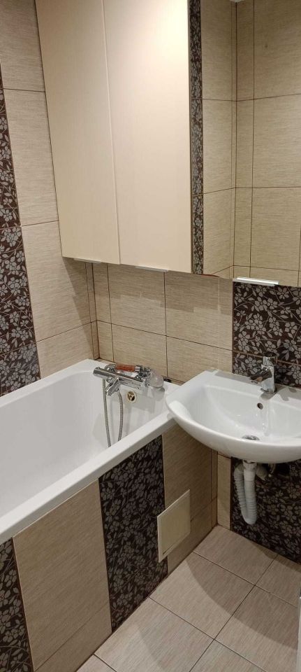 Mieszkanie 3-pokojowe Jelenia Góra Zabobrze, ul. Jana Kiepury. Zdjęcie 4