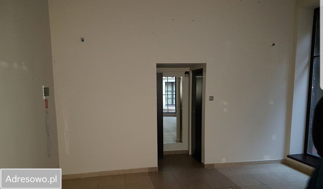 Lokal Mikołajki, al. Kasztanowa. Zdjęcie 2