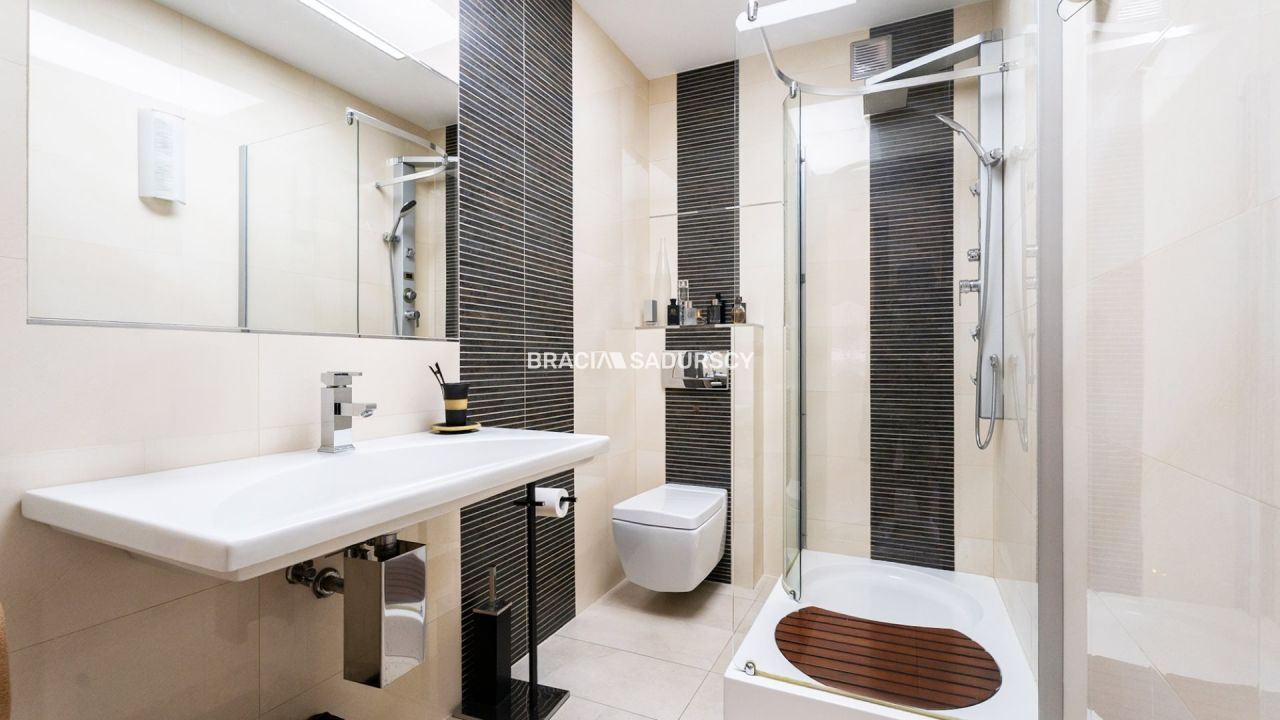 bliźniak, 5 pokoi Libertów, ul. św. Floriana. Zdjęcie 6