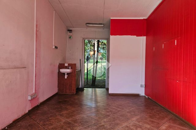 Lokal Kraków Podgórze Duchackie, ul. Beskidzka. Zdjęcie 4