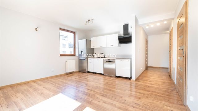 Mieszkanie 3-pokojowe Kraków, ul. Henryka i Karola Czeczów. Zdjęcie 4