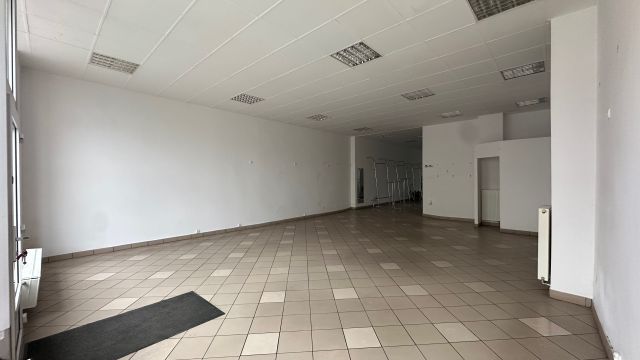 Lokal Pleszew, ul. Rynek. Zdjęcie 1