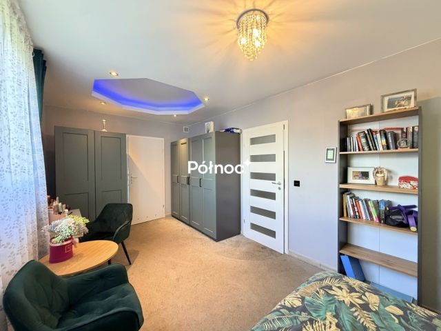dom wolnostojący, 6 pokoi Krępnica. Zdjęcie 10