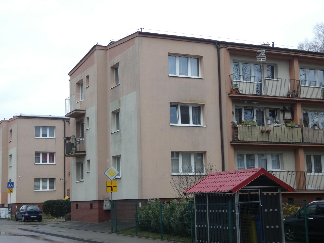 Mieszkanie 3-pokojowe Hel, ul. kmdr. Przybyszewskiego. Zdjęcie 1